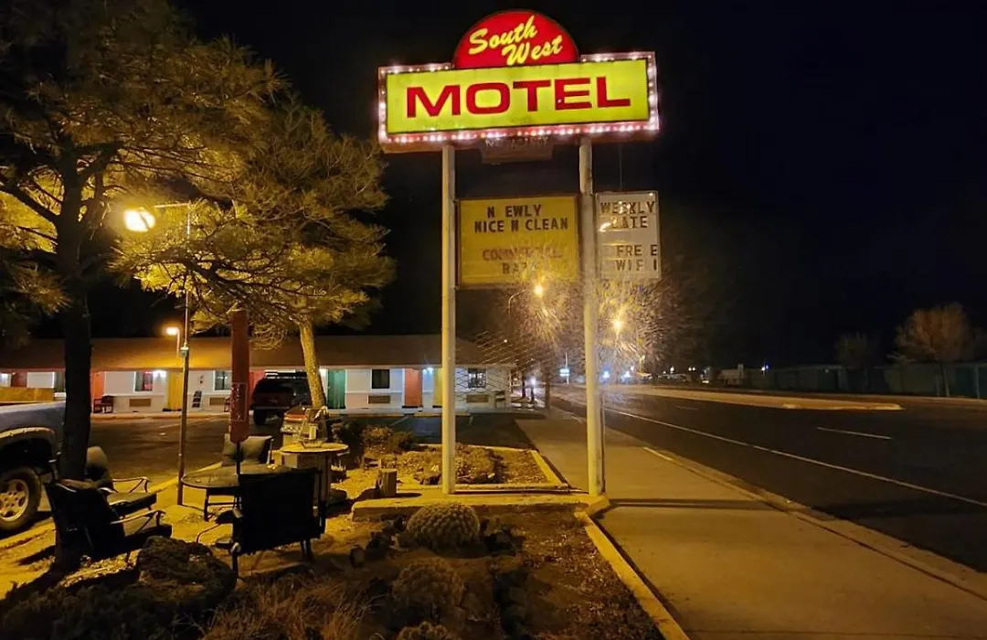 South West Motel-1