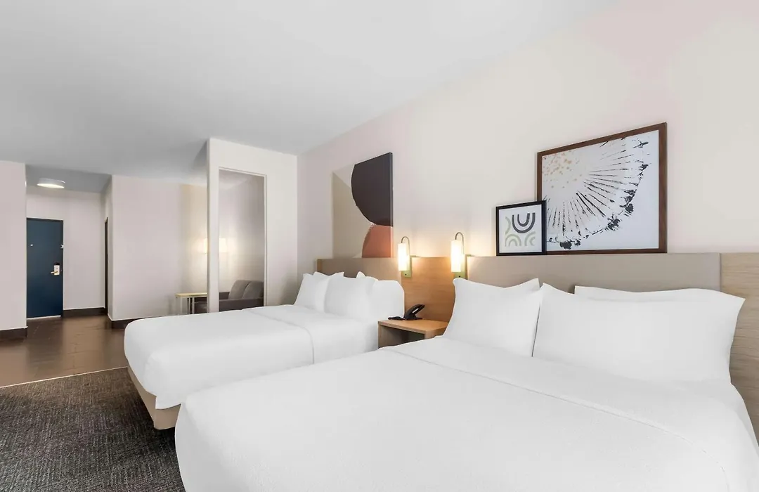 Spark By Hilton Pearland-1