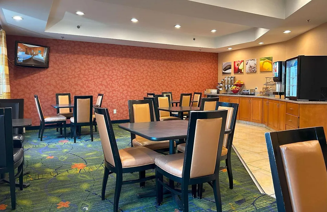 Country Inn & Suites By Radisson, Fayetteville I-95, Nc-1
