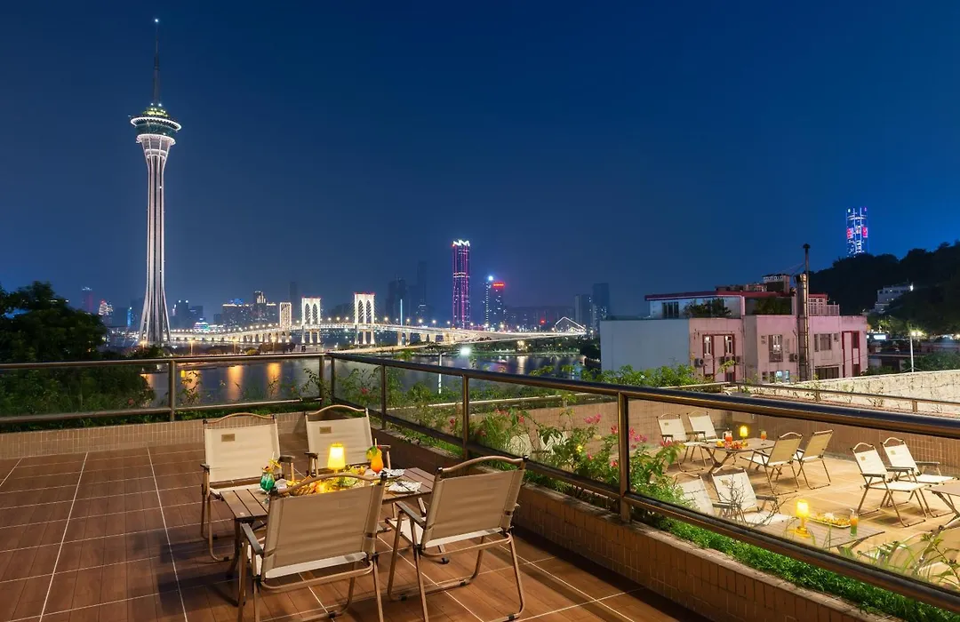 Hotel Riviera Macau-1