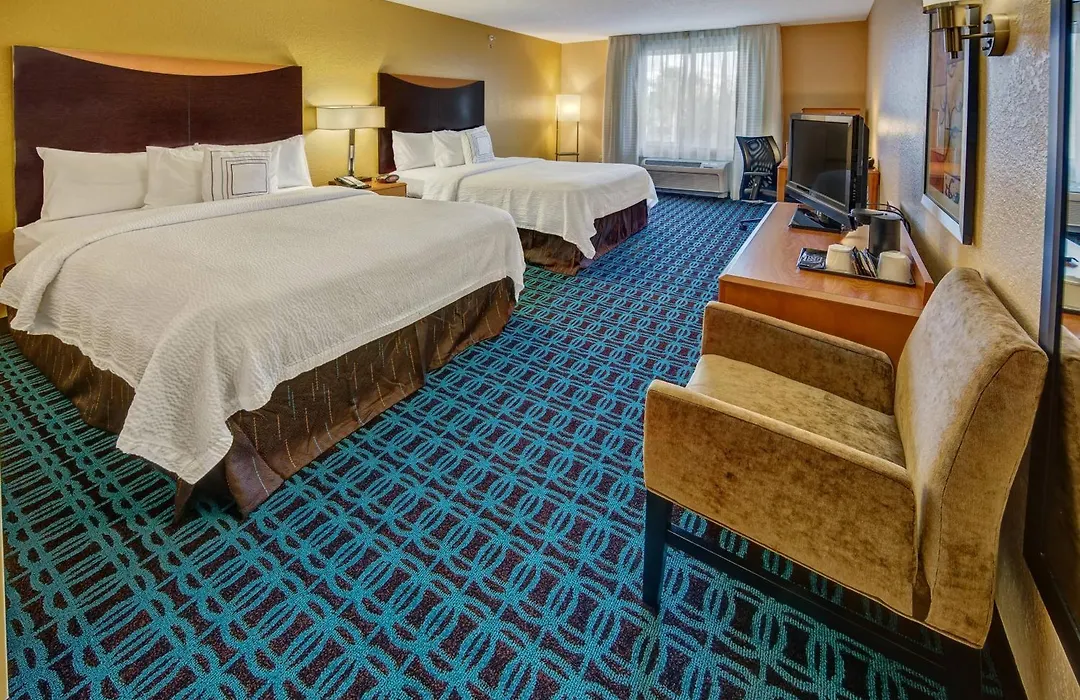 Fairfield Inn And Suites By Marriott Naples-1