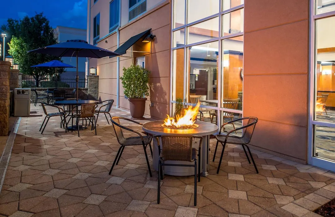Fairfield Inn And Suites By Marriott Birmingham Pelham/I-65-1