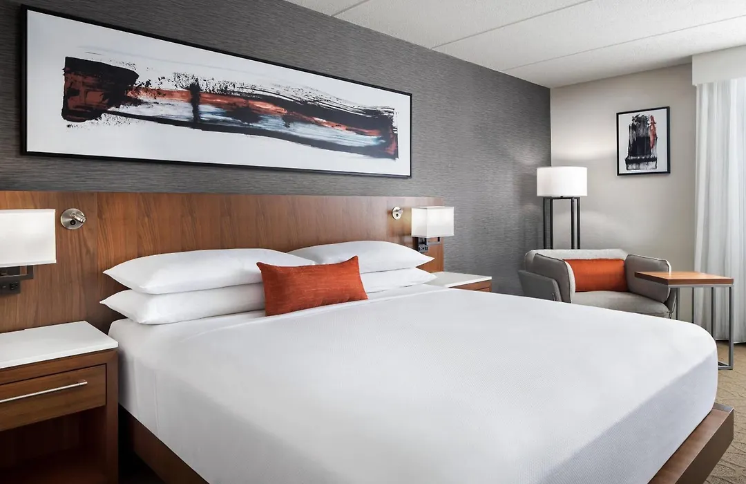 Delta Hotels By Marriott Green Bay-1