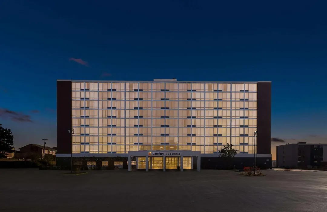 Comfort Inn & Suites Omaha Central-1
