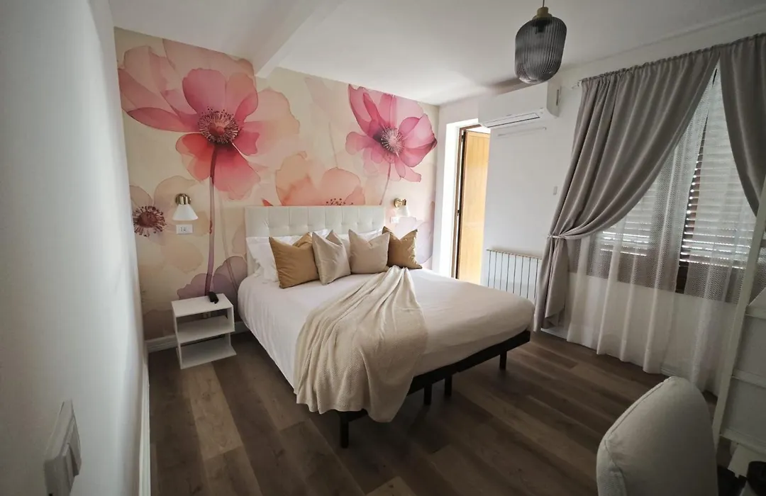 Villa Greta Hotel Rooms&Suites-1