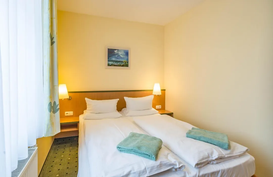 Am Weststrand Aparthotel Kühlungsborn-1