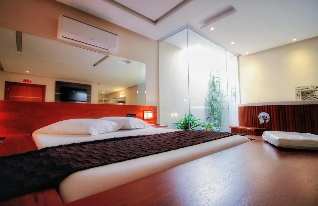 Motel Cisne Blumenau (Adults Only)-1