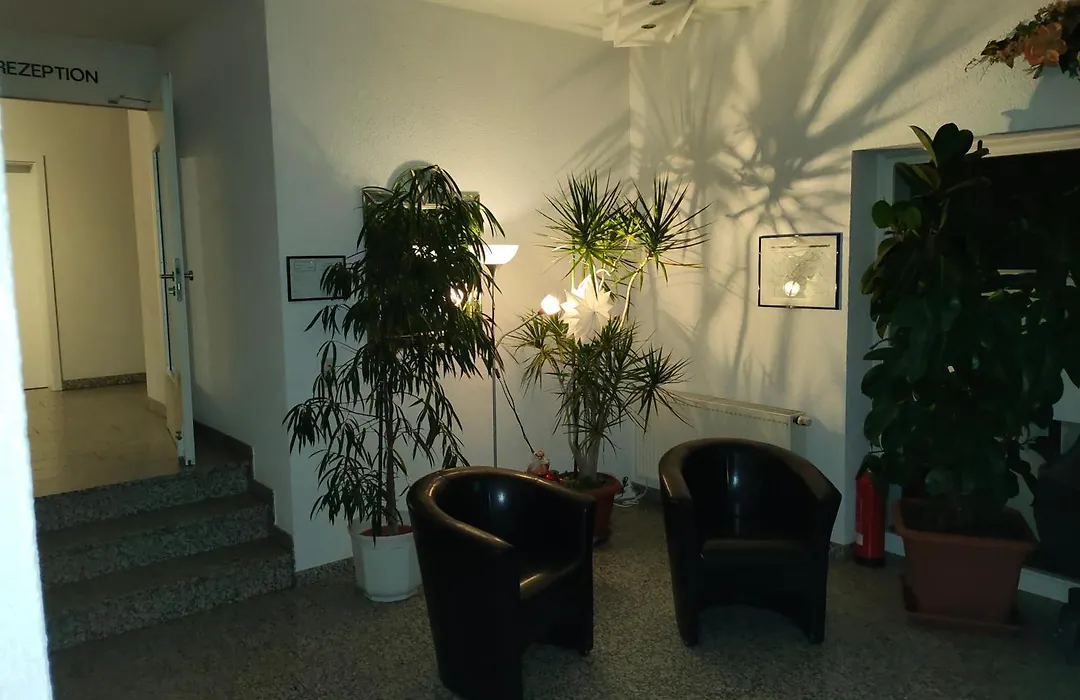 Hotel zur Eisenbahn-1