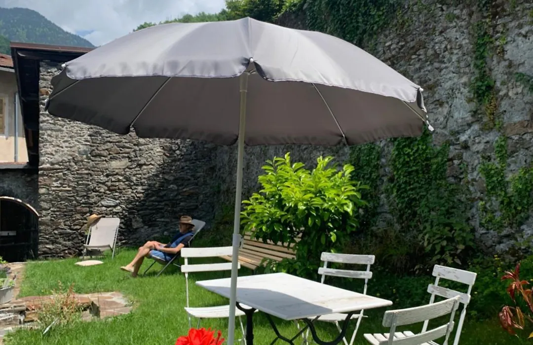 Au Cheval Blanc - appartements et chambres d'hôtes-1