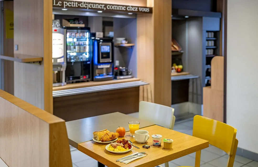 B&B HOTEL Bordeaux Lormont-1