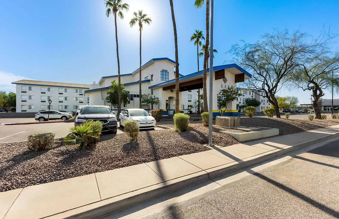 Days Inn & Suites By Wyndham Mesa Near Phoenix-1