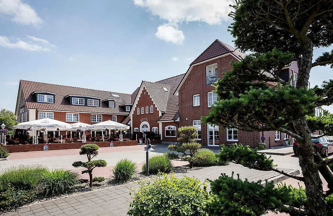 Hotel Neuwarft Altbau-1