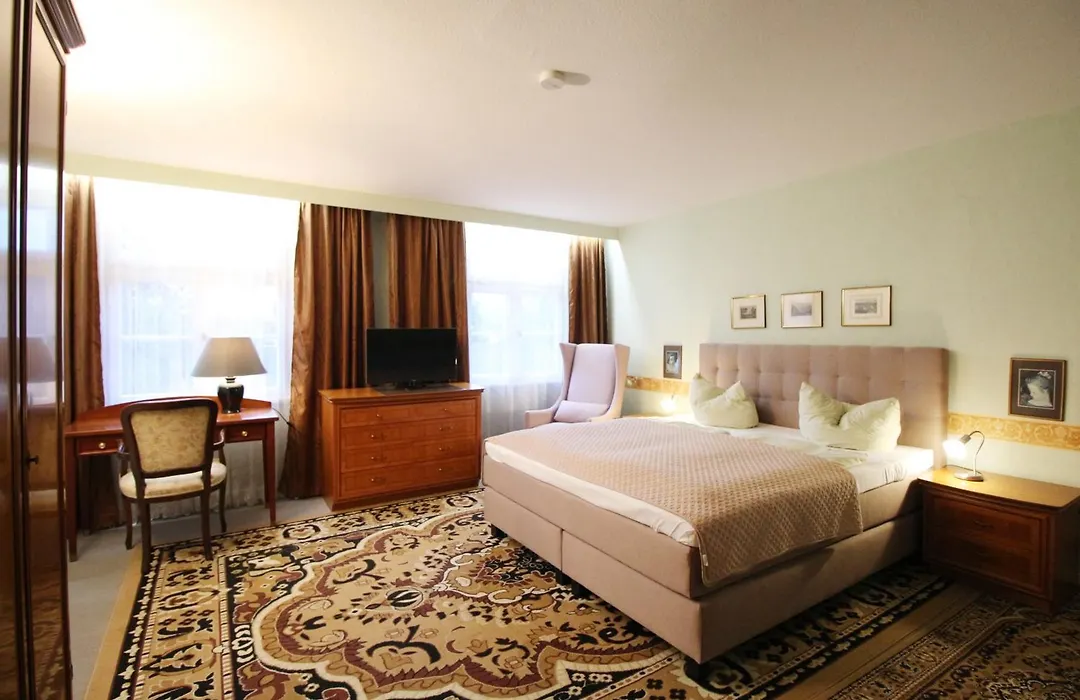 Hotel zum Schwan-1