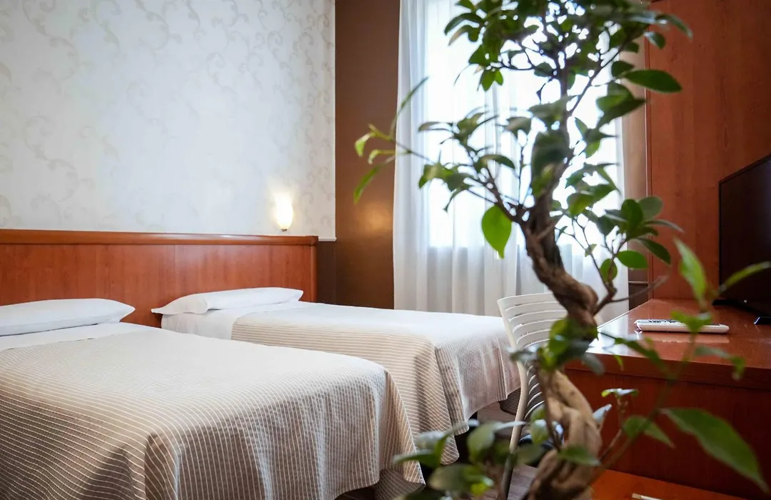 Hotel Universo-1