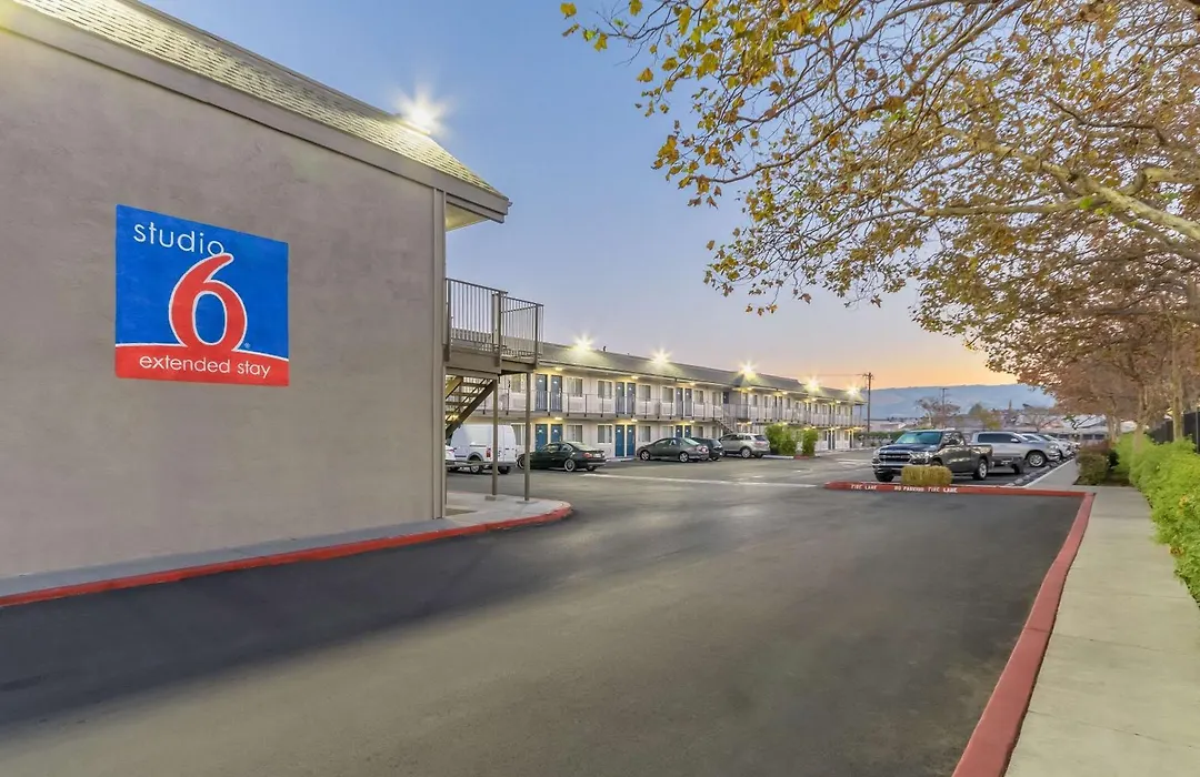 Motel 6 Hayward, Ca- Silicon Valley Gateway-1