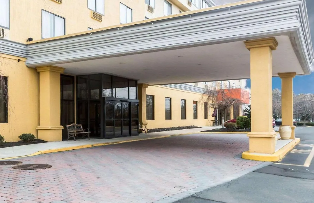 Clarion Hotel Somerset - New Brunswick-1