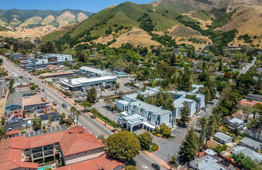 Quality Suites Downtown San Luis Obispo-1