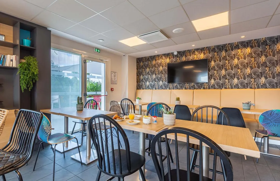 B&B Hotel Chartres Oceane-1