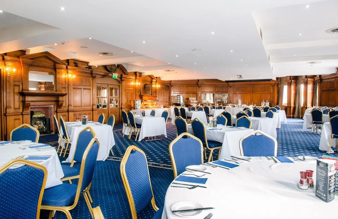 Royal Hotel Cardiff By Belvilla-1