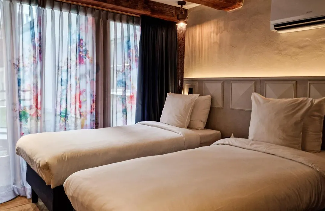 Mister Highland Hotel-1
