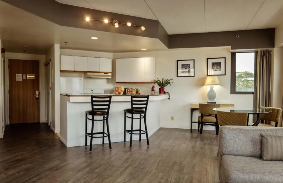 Stamford Suites (Adults Only)-1