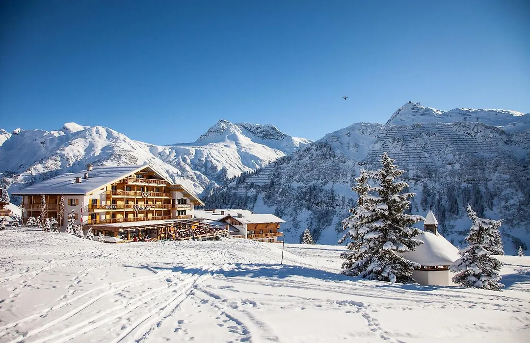 Hotel & Chalet Montana-1