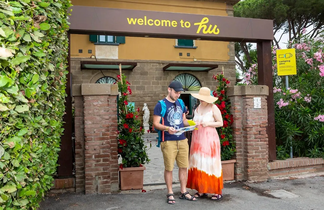 Hu Park Albatros Village-1