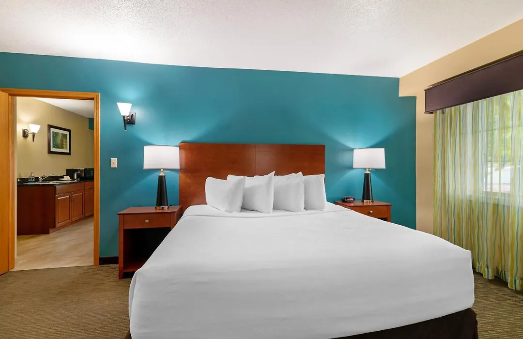 Best Western Plus Plattsburgh-1