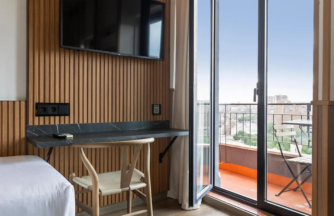 Hotel Acta Madfor-1