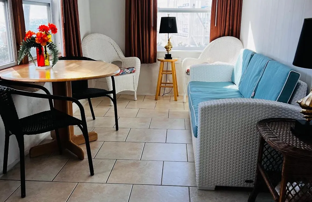 Buccaneer Quarters And Suites-1