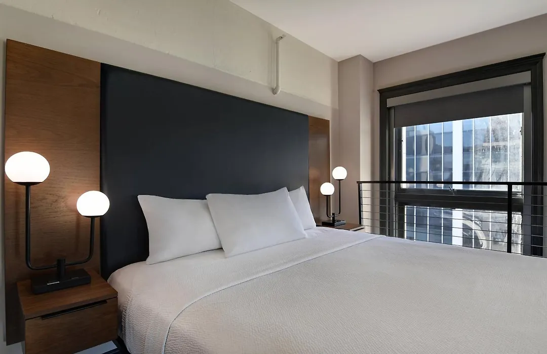 Courtyard By Marriott Cincinnati Downtown-1