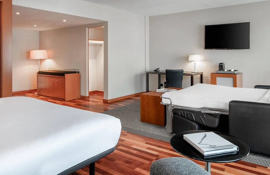 AC Hotel La Rioja by Marriott-1