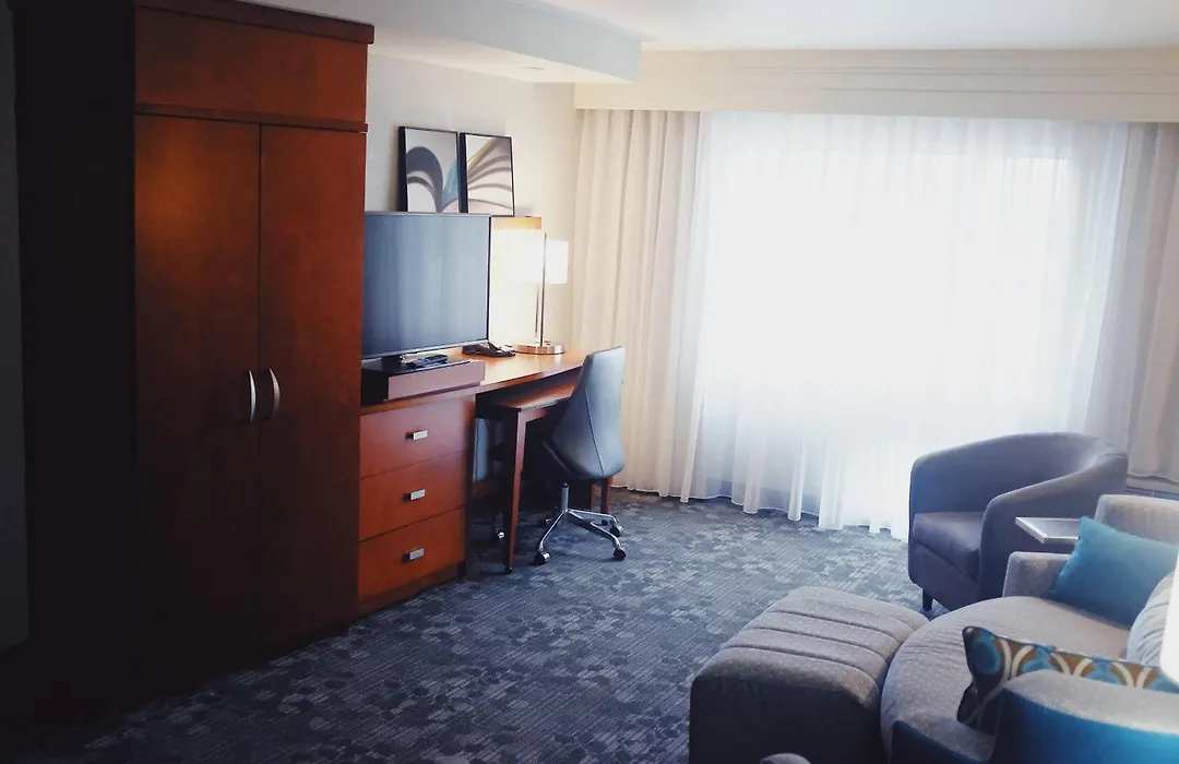 Courtyard By Marriott Owensboro-1