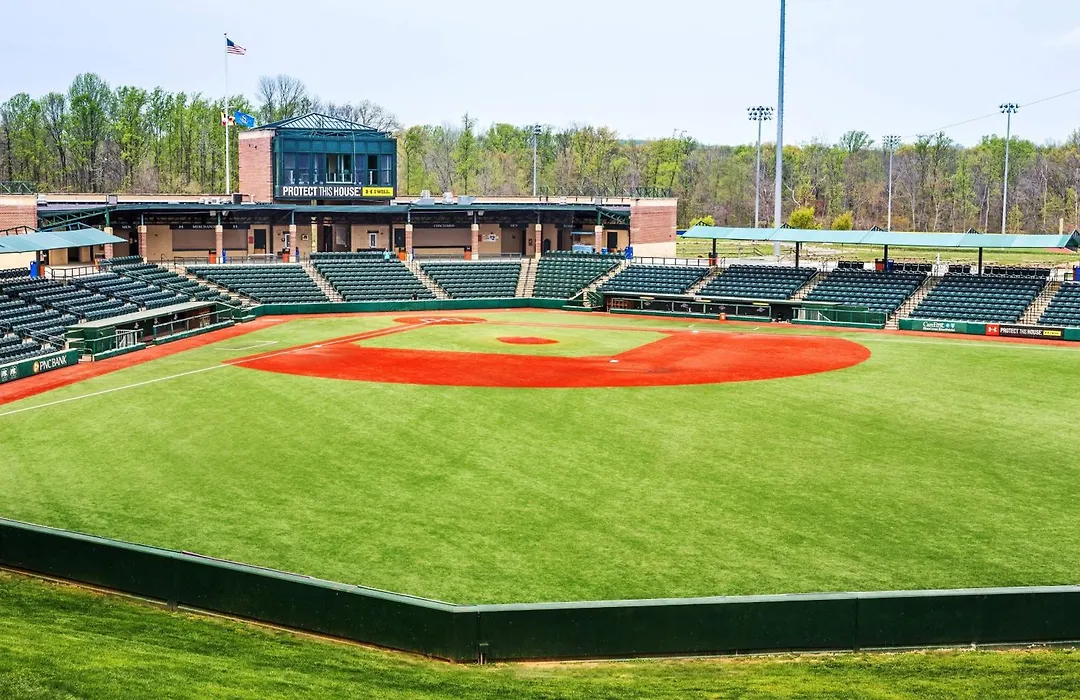 Courtyard By Marriott Aberdeen At Ripken Stadium-1