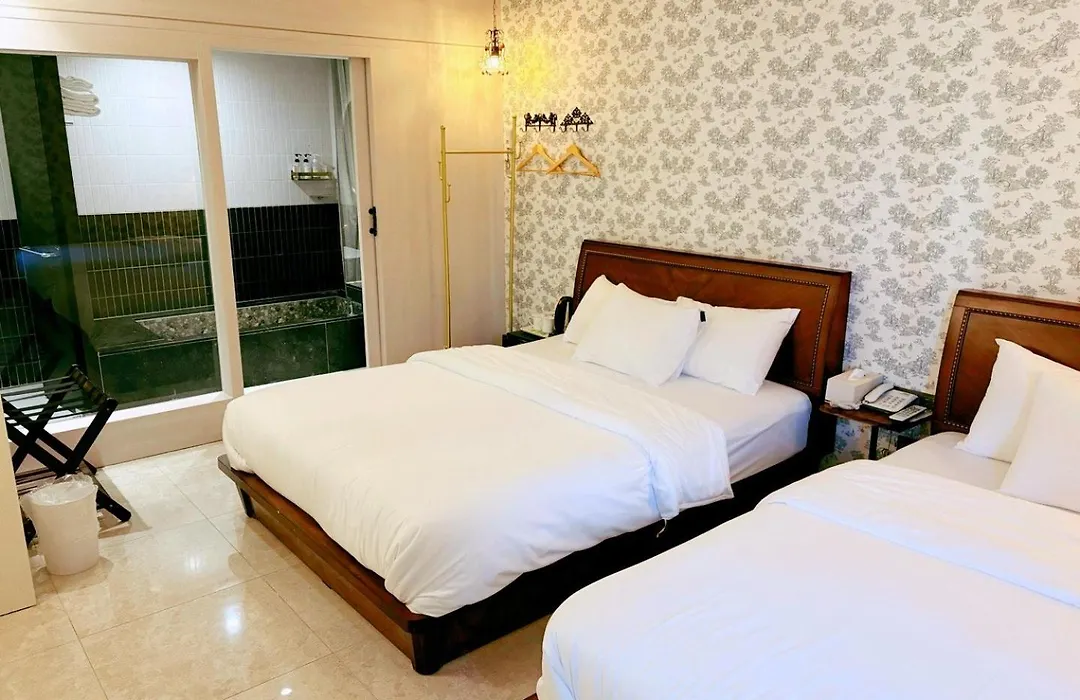 Hotel Lemong-1