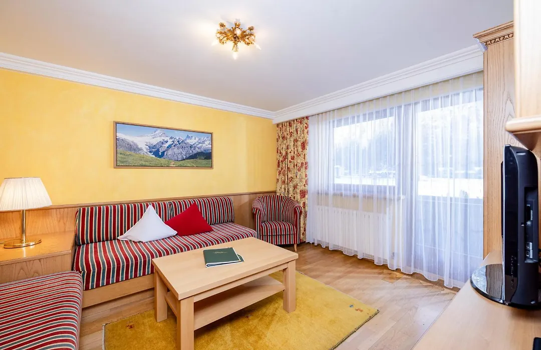 Aparthotel Landhaus St. Joseph-1