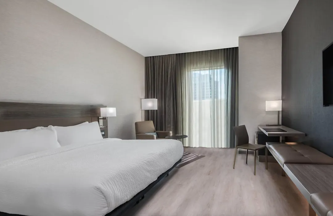 Ac Hotel By Marriott Charlotte City Center-1