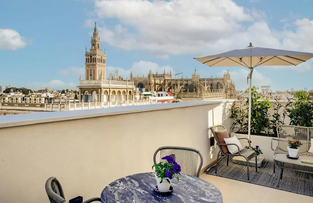 Querencia de Sevilla, Autograph Collection-1