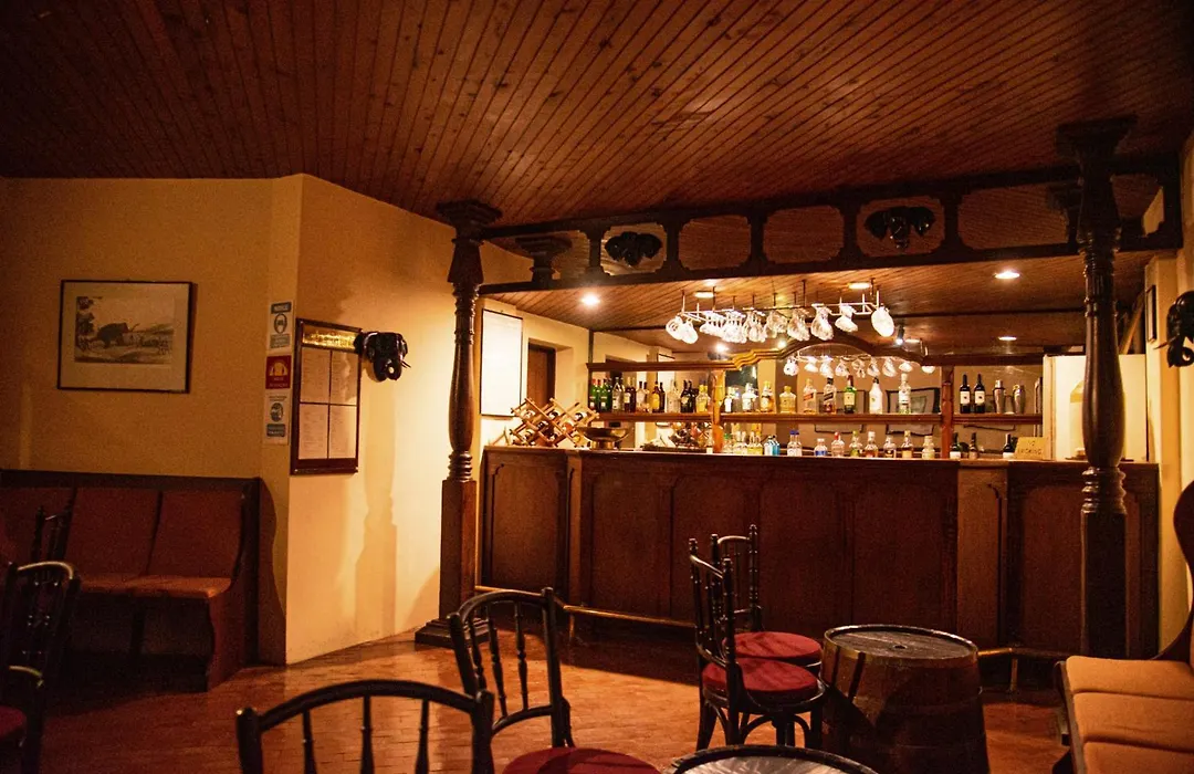Windsor Hotel-1