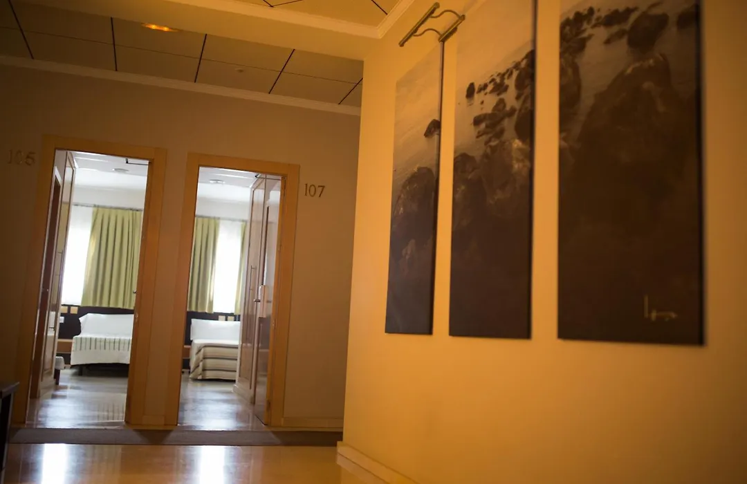 Hostal Albero By Eme Hoteles-1