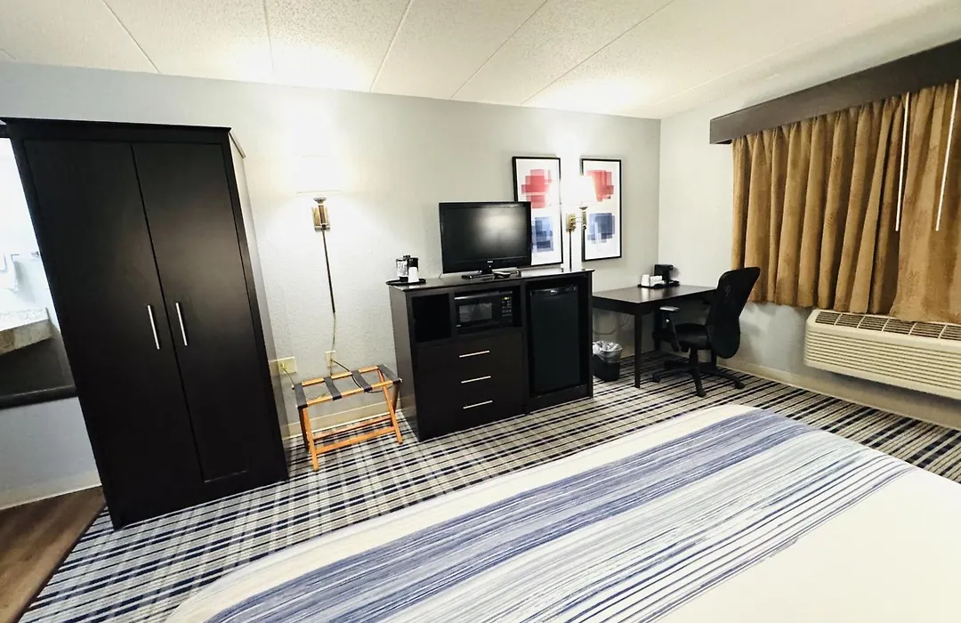 Americinn By Wyndham Ames-1