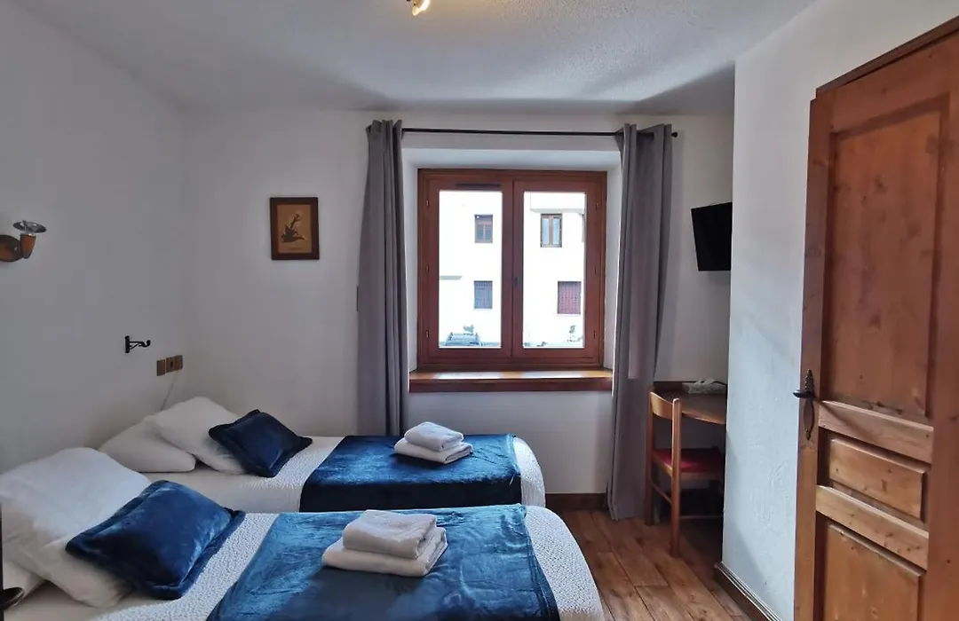 Hôtel Restaurant Angival - Chambres et Appartement-1