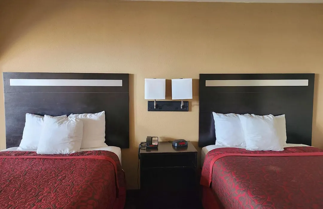 Days Inn By Wyndham Hammond-1