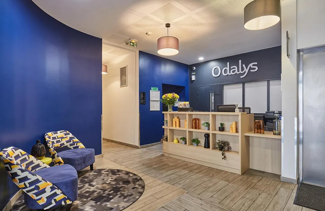 Appart'hôtel Odalys City - Paris Levallois-1