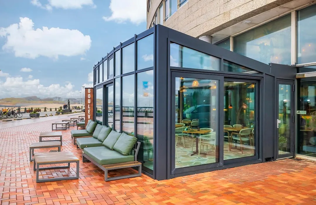 Suites Boulevard 17-1