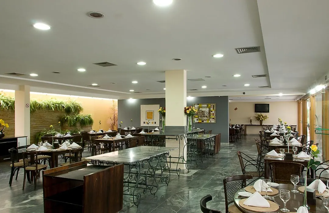 Hotel Michelangelo-1
