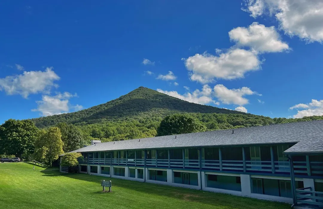 Peaks Of Otter Lodge-1