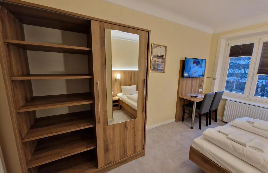 Hotel Wikinger Hof-1