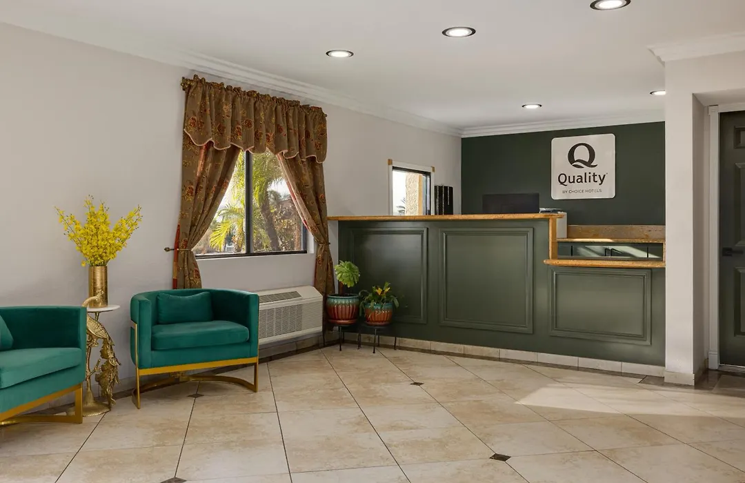 Quality Inn Lake Elsinore I-15-1