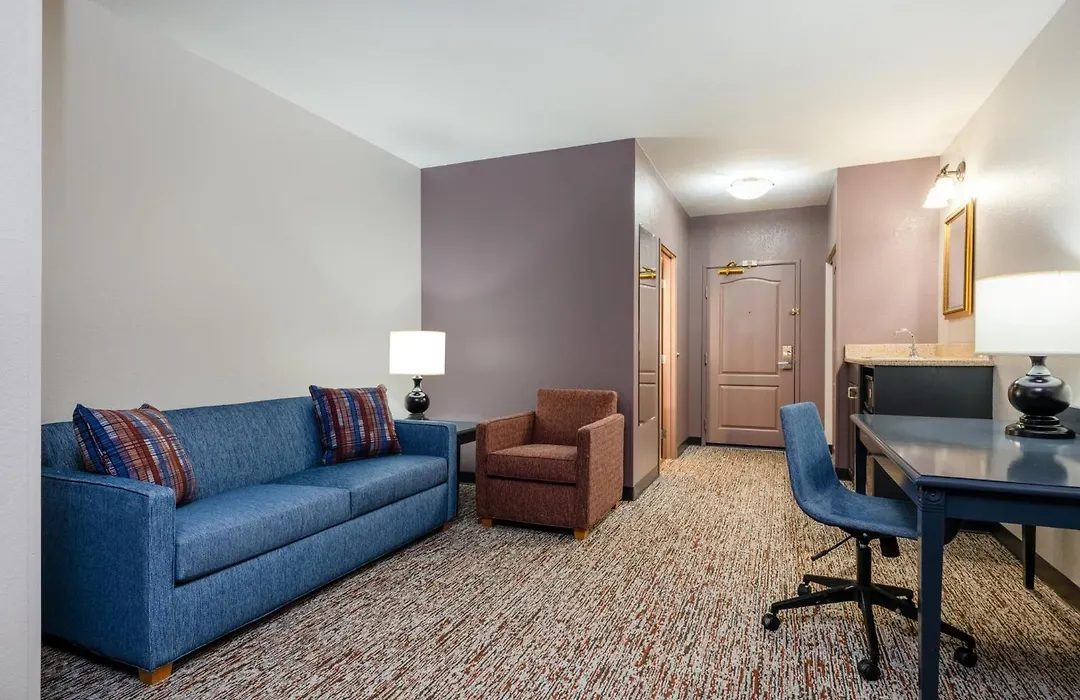 Garner Hotel Gillette South By Ihg-1